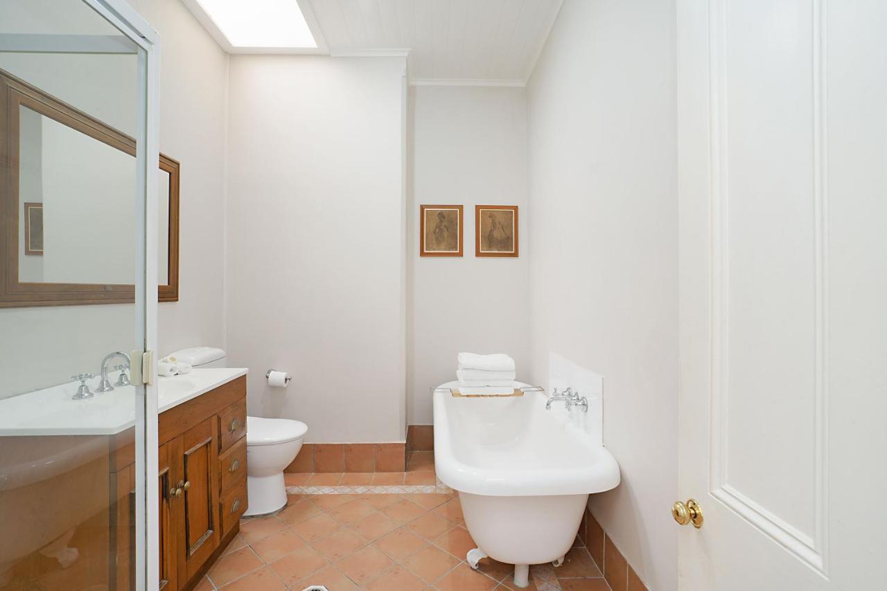 Newcastle Short Stay Accommodation - Vista Apartment Экстерьер фото